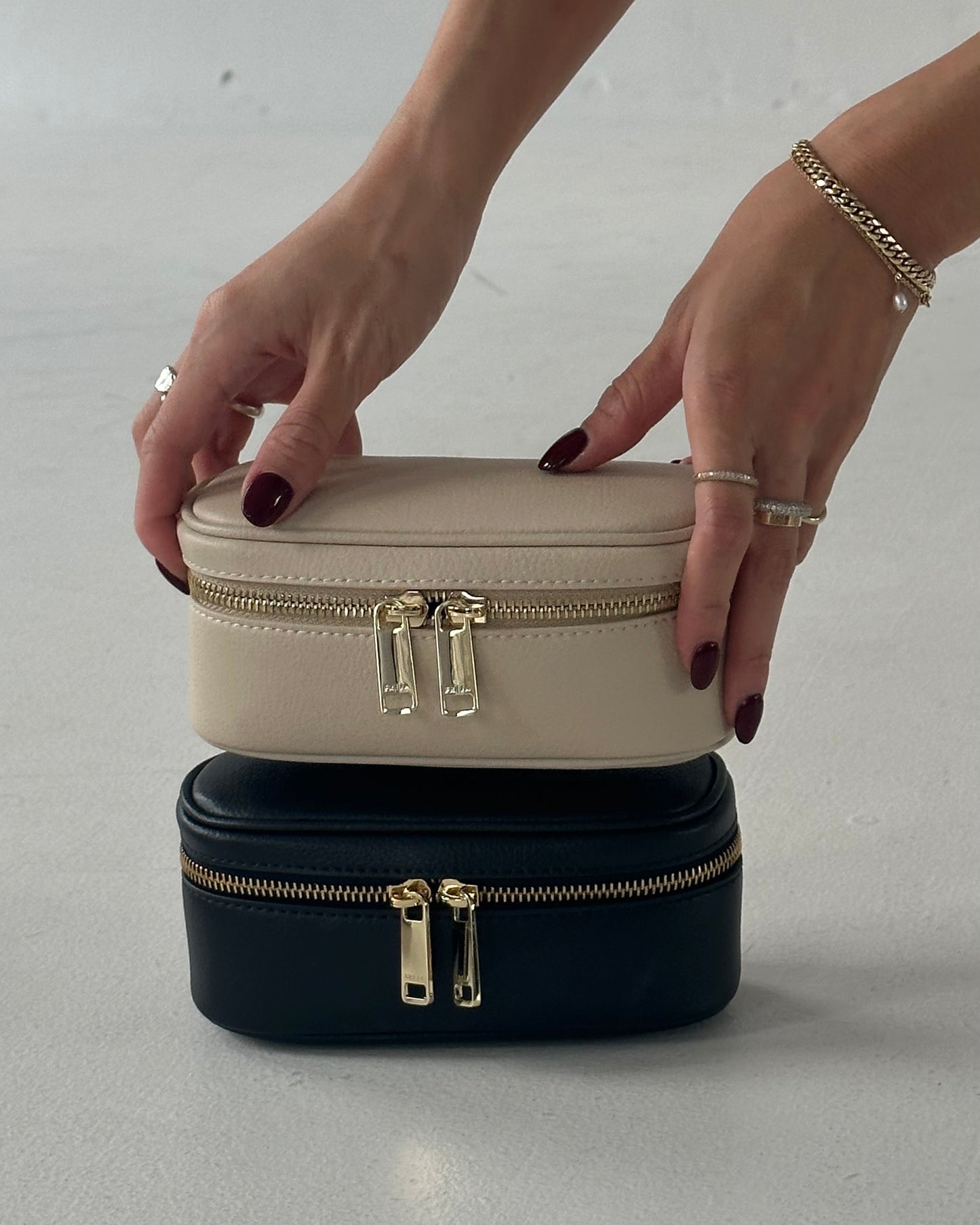 Toiletry Case Oat