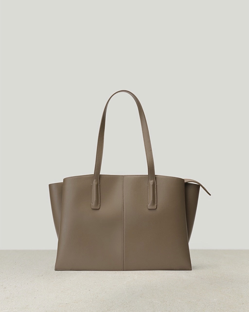 Paloma Tote Taupe - Sample Sale