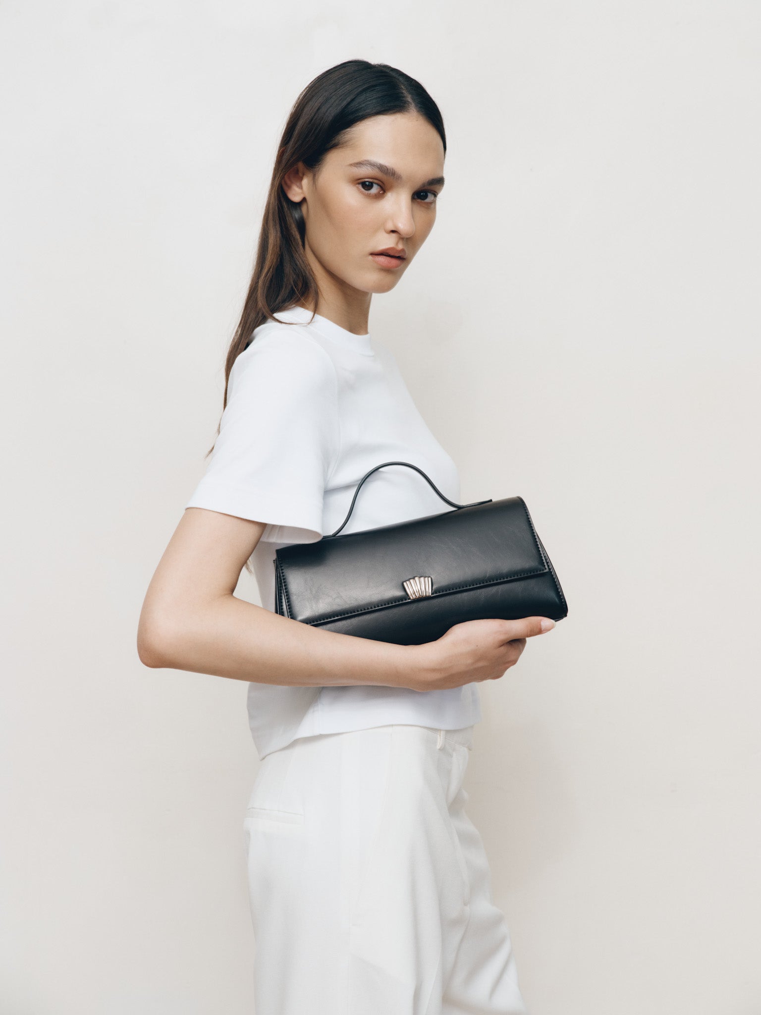 Shell Clutch