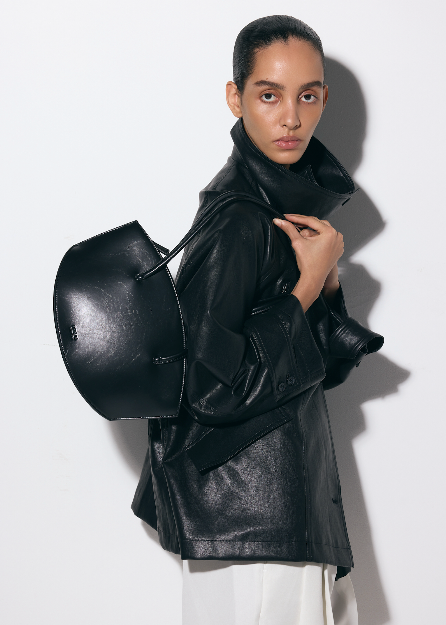 Elvie Bags Nav Collection