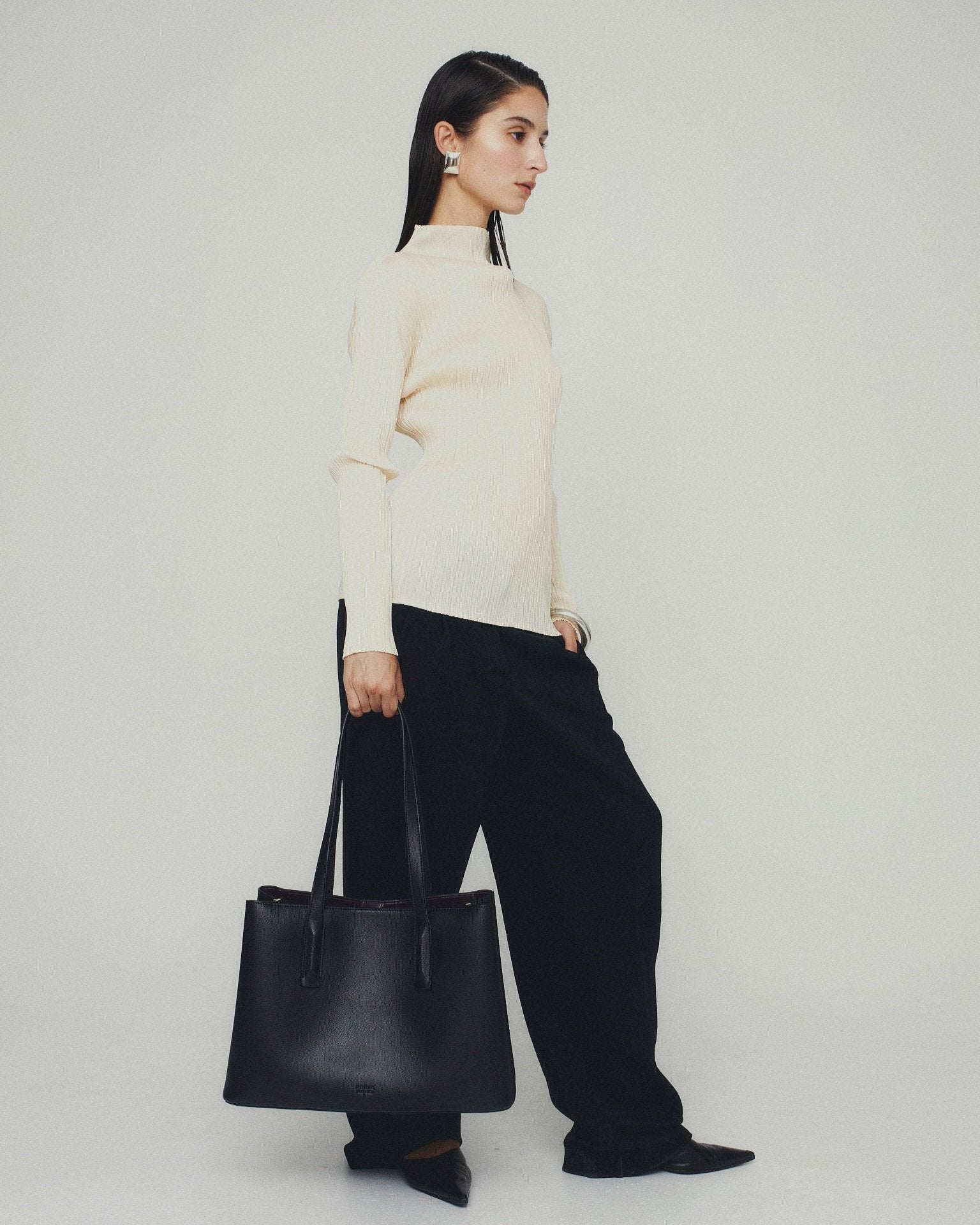Linnea Tote Black - Luxury Vegan Work Bag