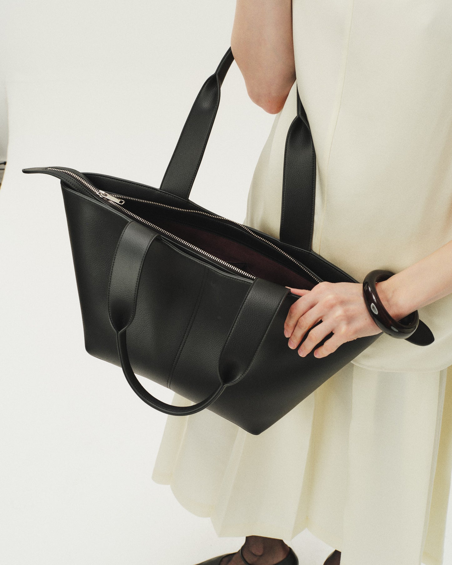 Bleecker Tote Black