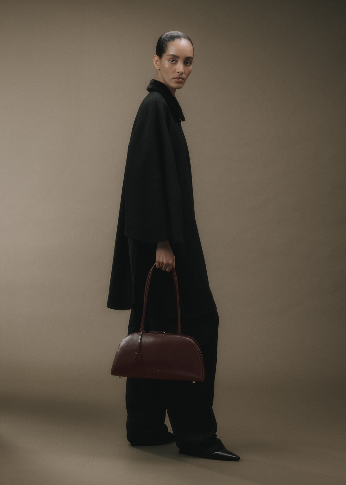 Alma Bag Raisin Gloss