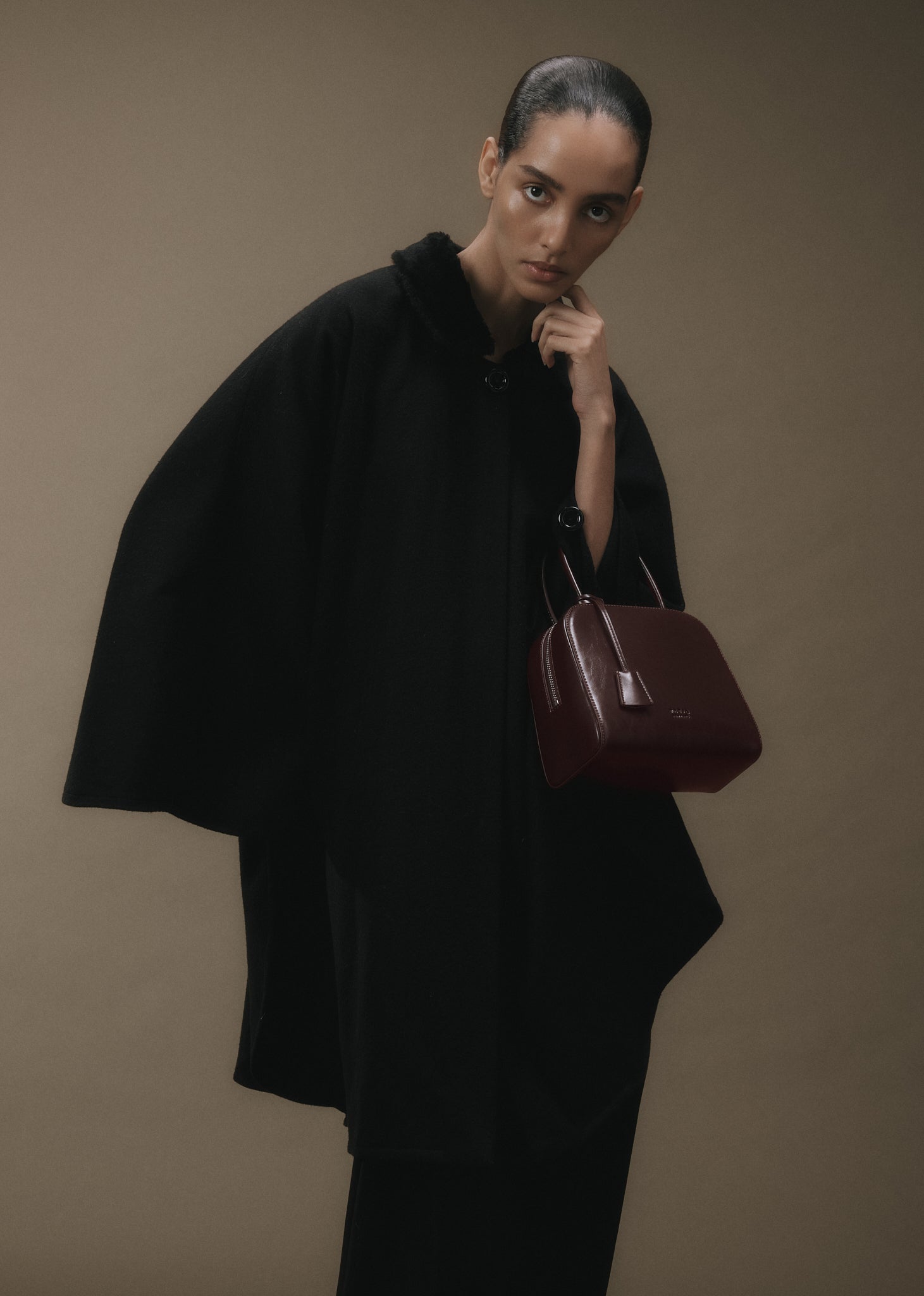 Miro Bag Raisin Gloss