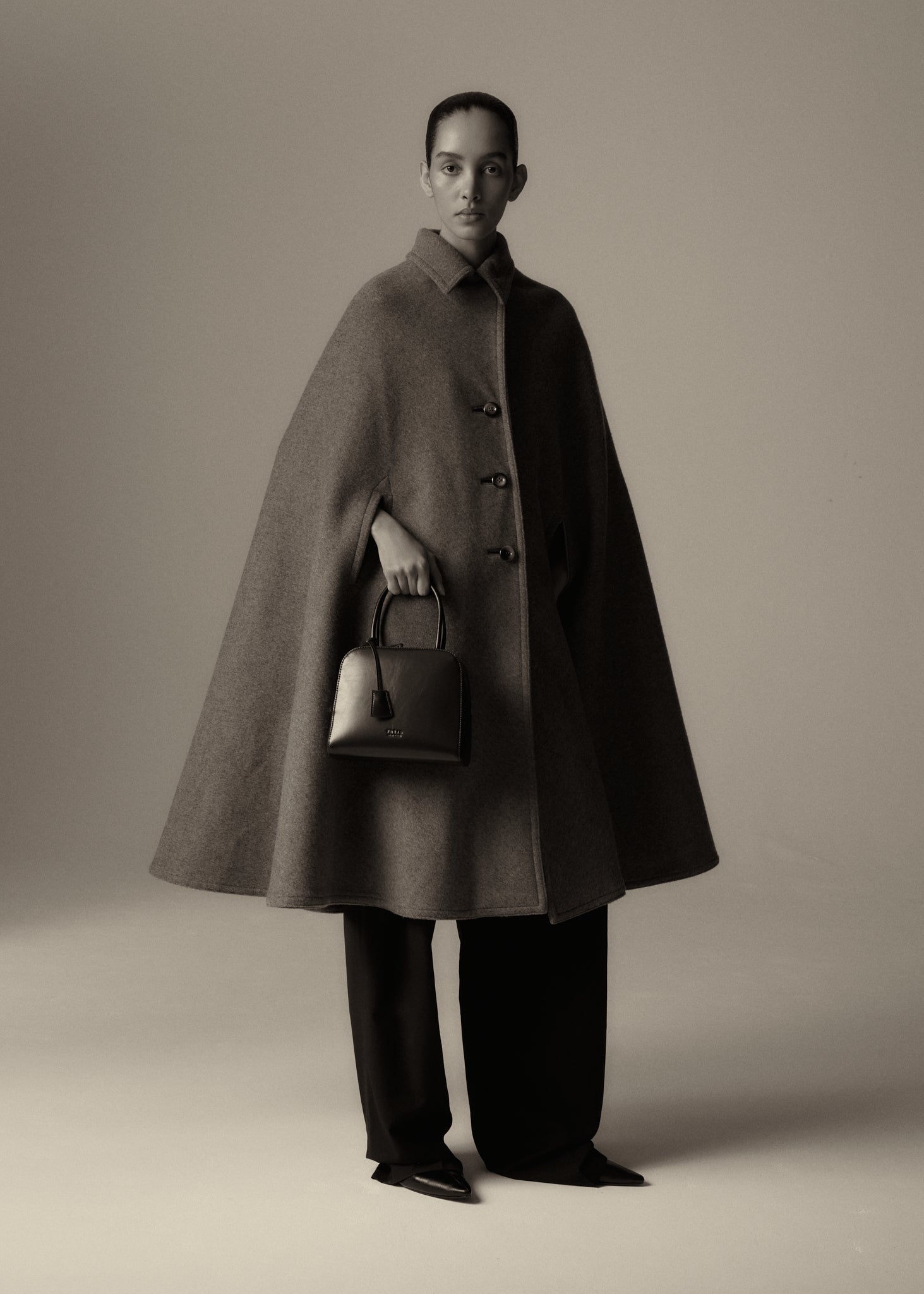 Miro Bag Black Gloss