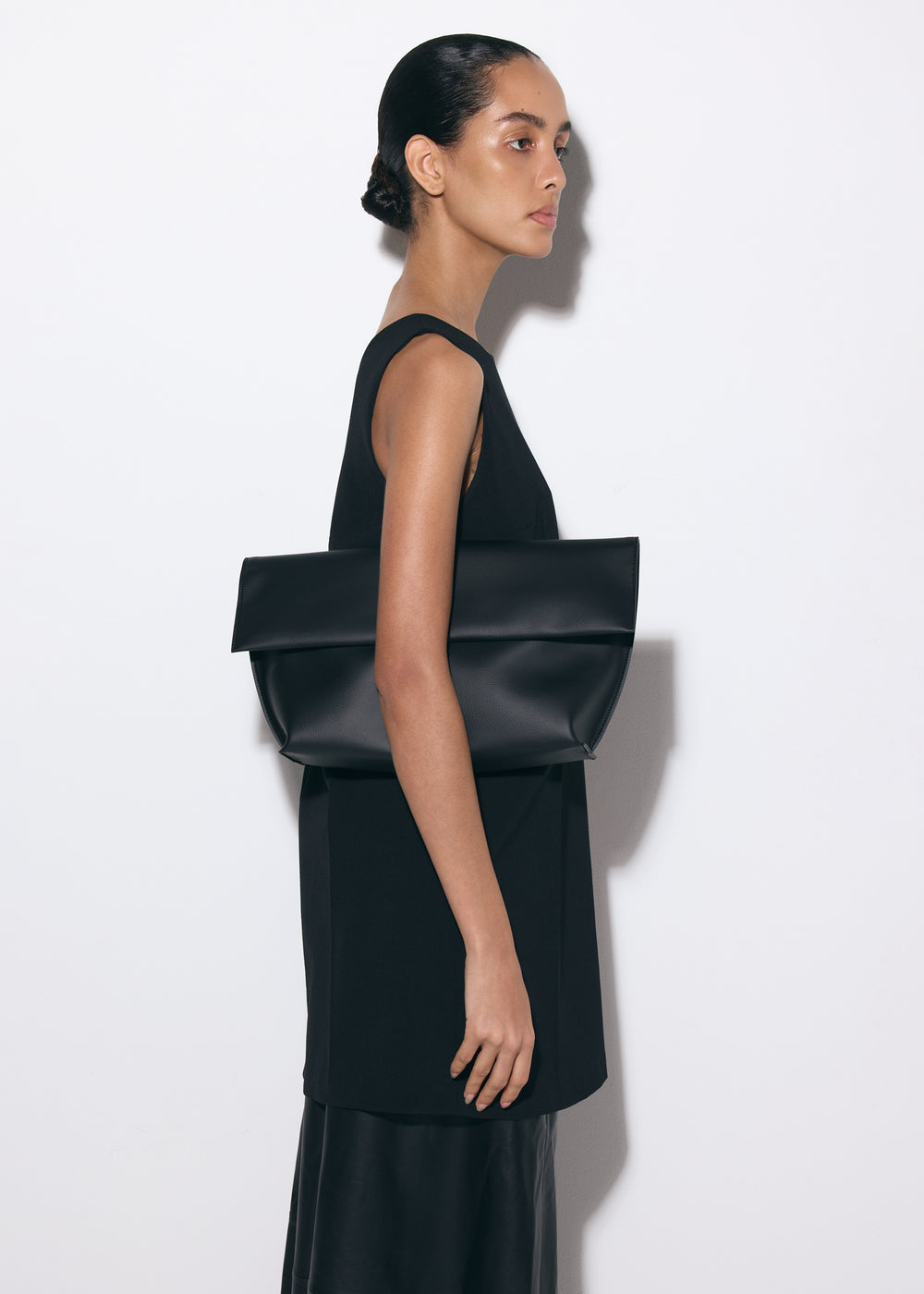 Seamed Clutch Black