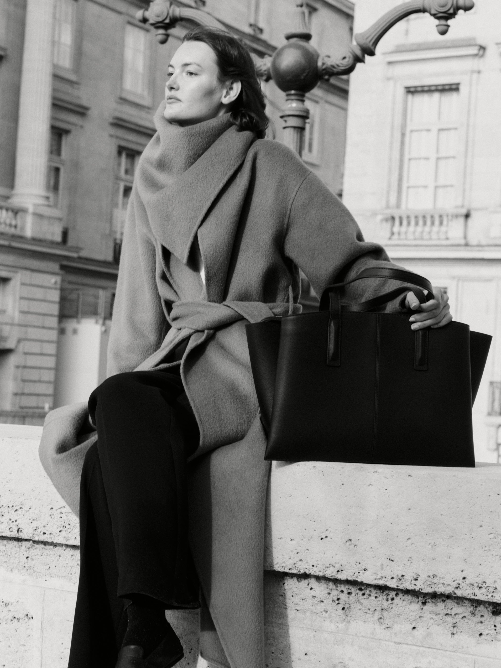 Paloma Tote Black - Luxury Vegan Work Bag