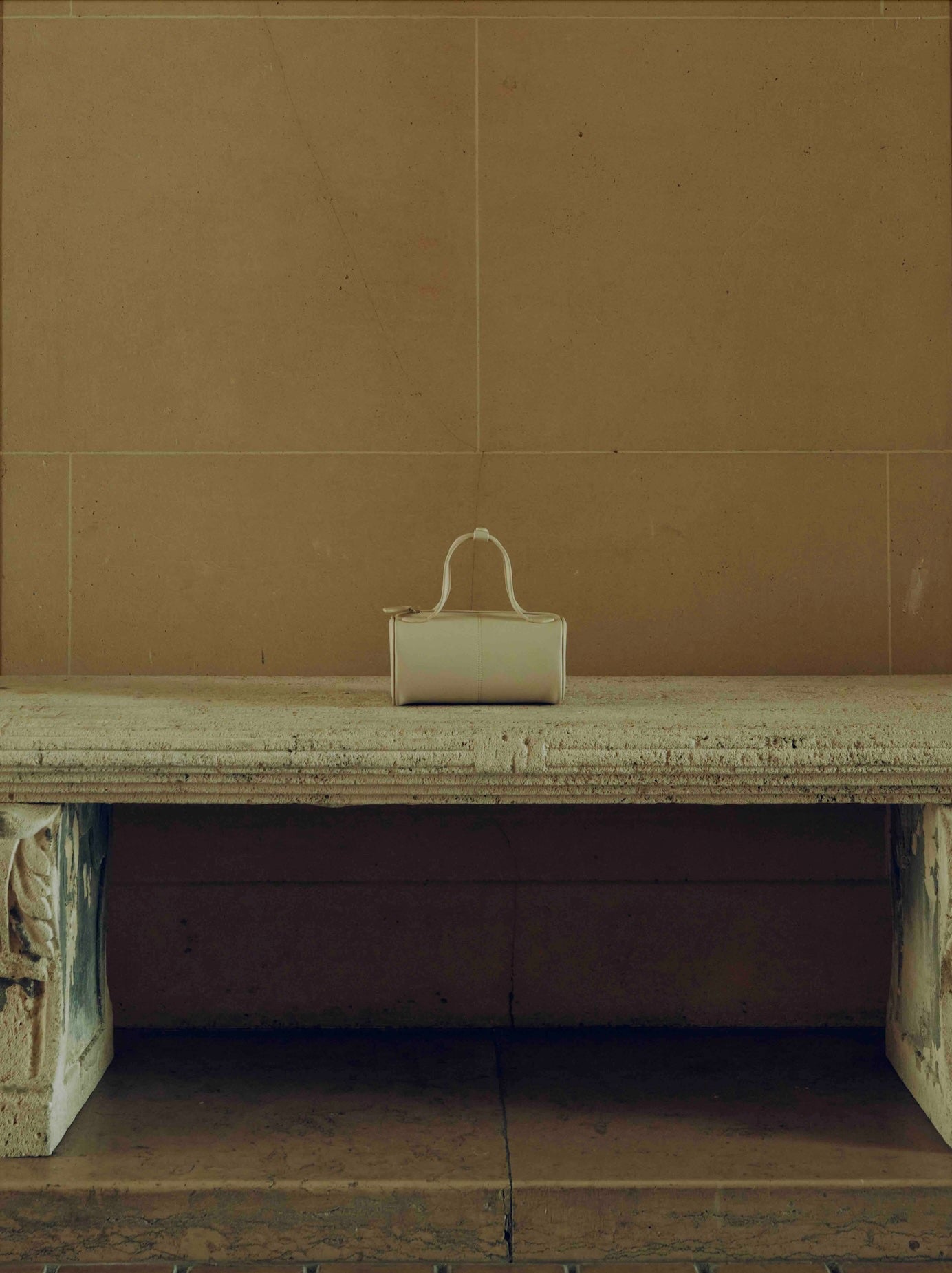 Jane bag in oat - Paris campaign shoot 
