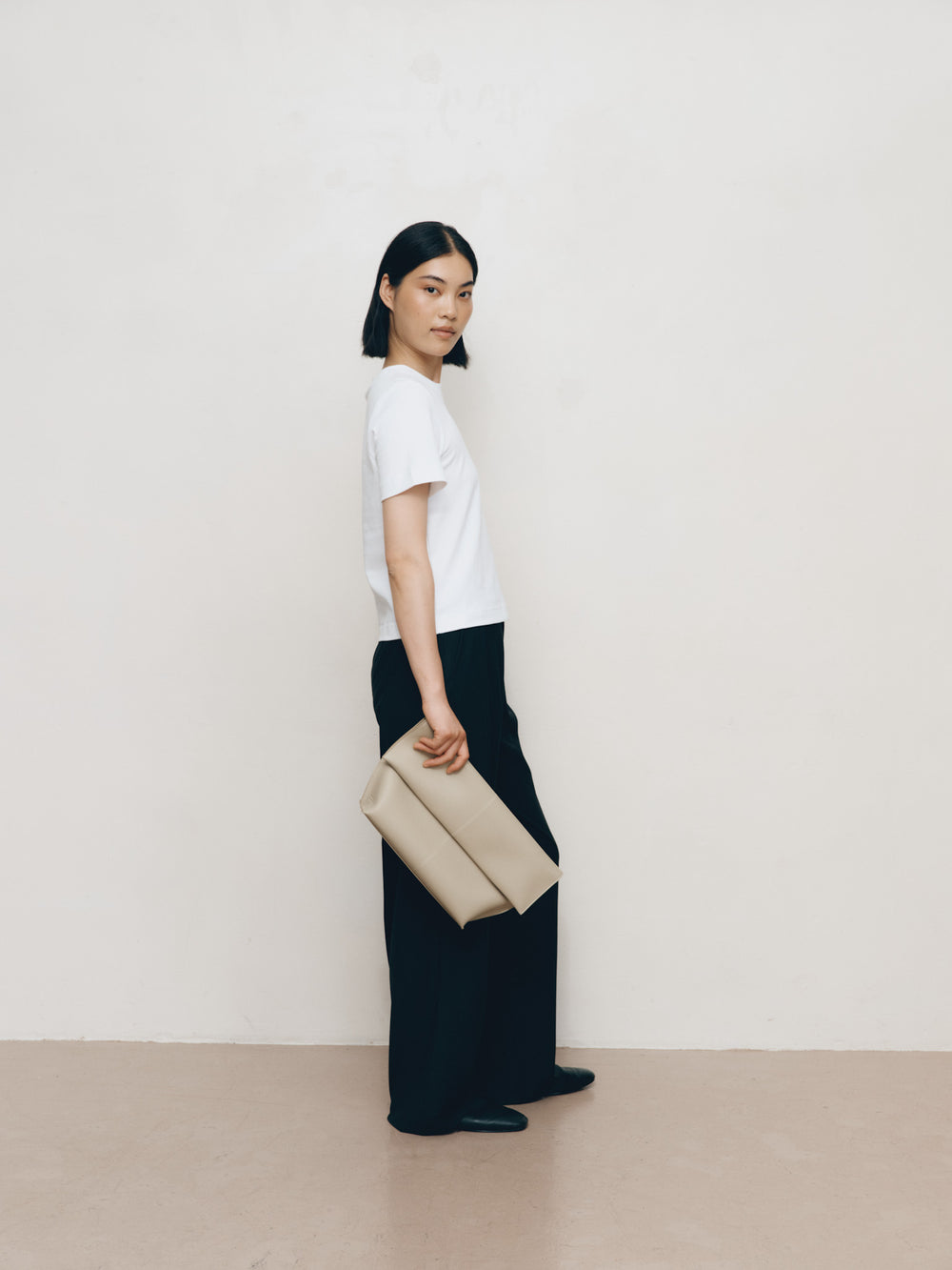 Seamed Clutch Sand