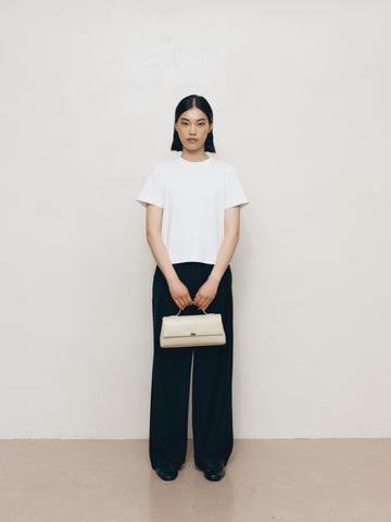 Shell Clutch Linen Gloss