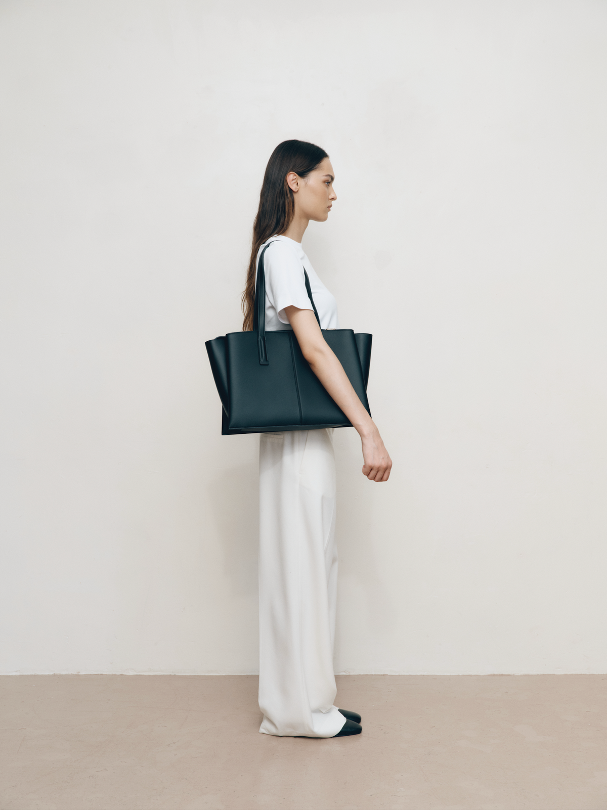 Paloma Tote Black - Luxury Vegan Work Bag Paloma Tote Black - Luxury Vegan Work Bag