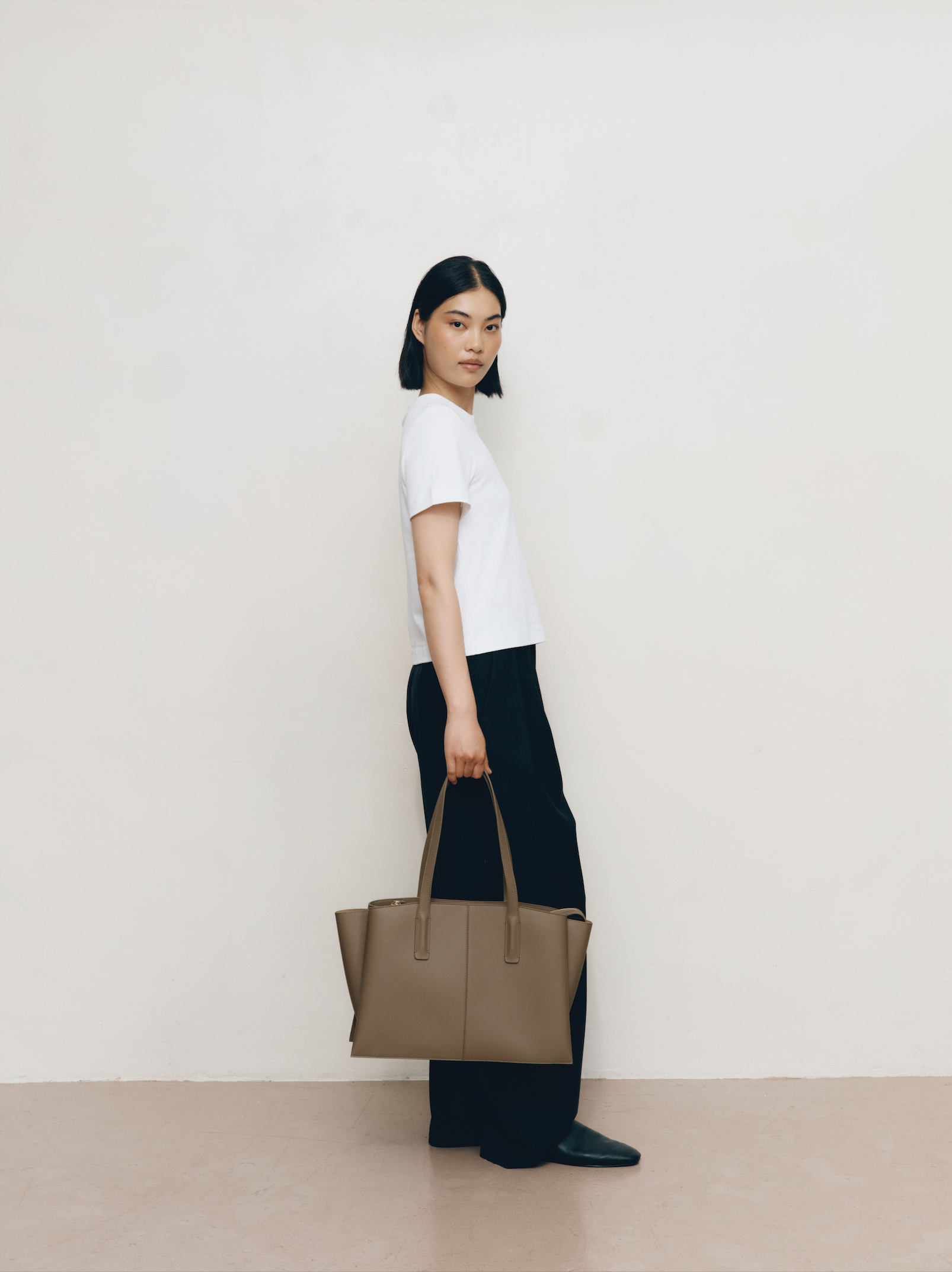 バッグ Palma Tote Bag Taupe Paloma Tote Black - Luxury Vegan Work Bag