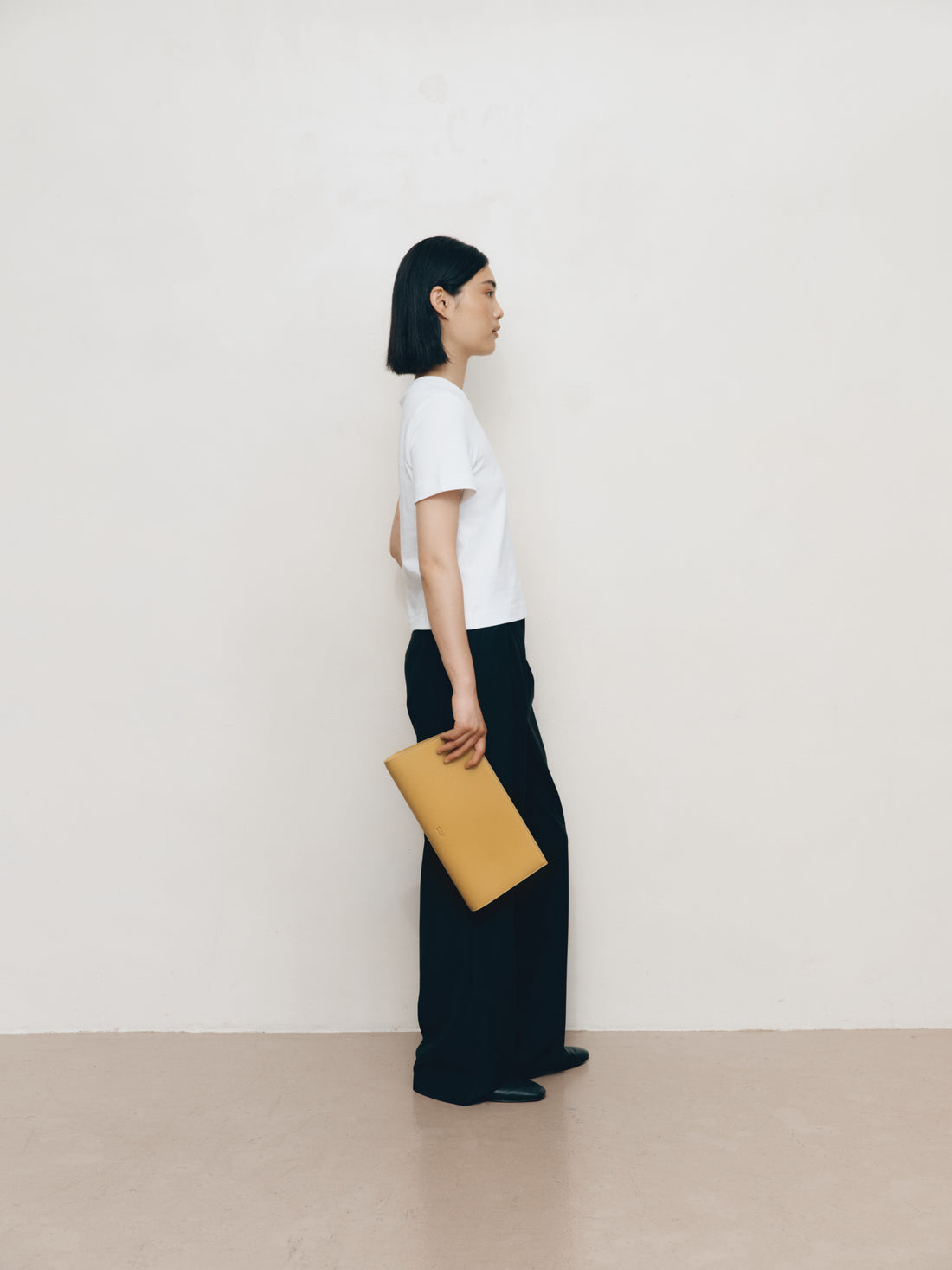 Slim Clutch Cashew