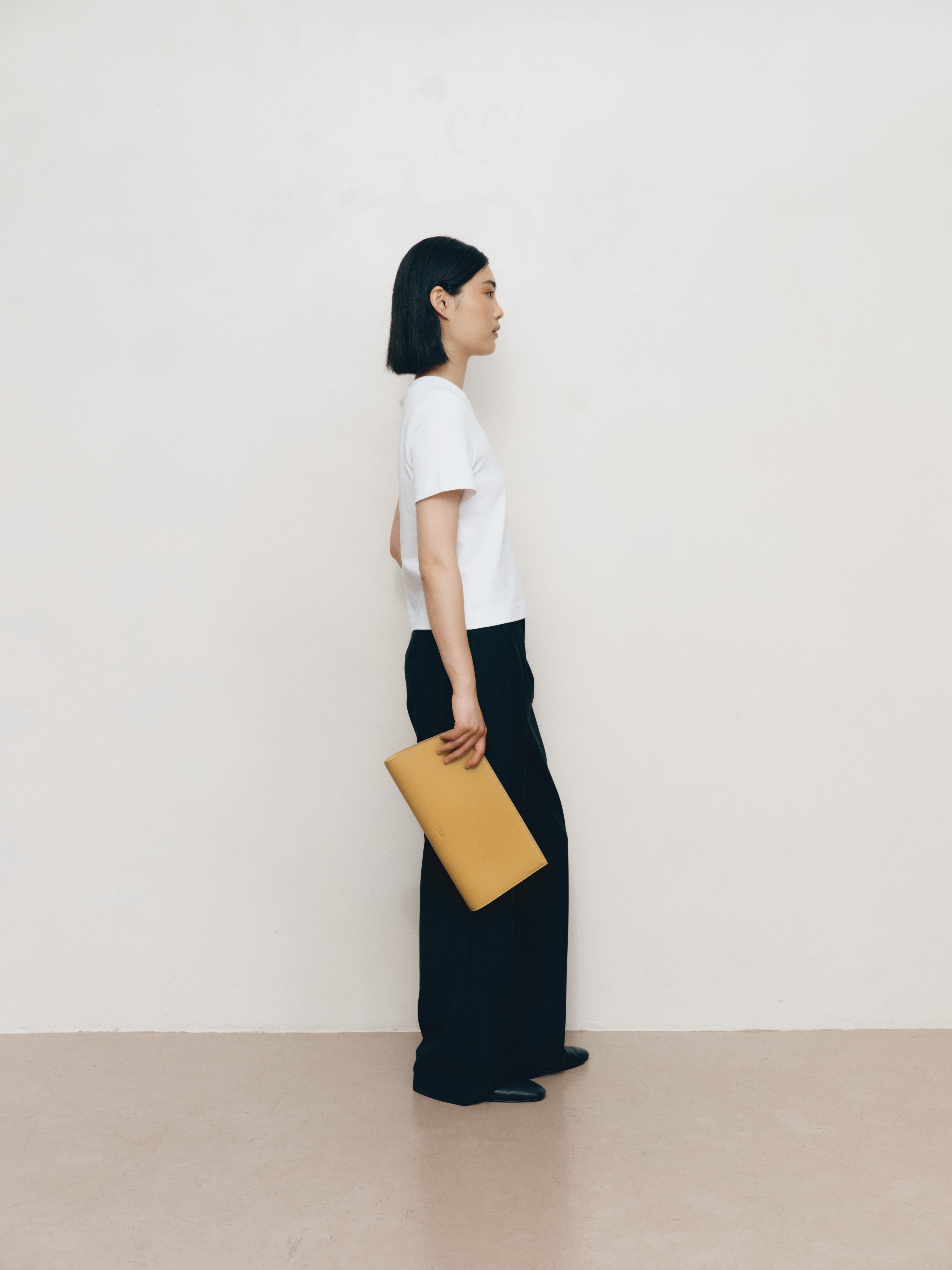Slim Clutch Cashew