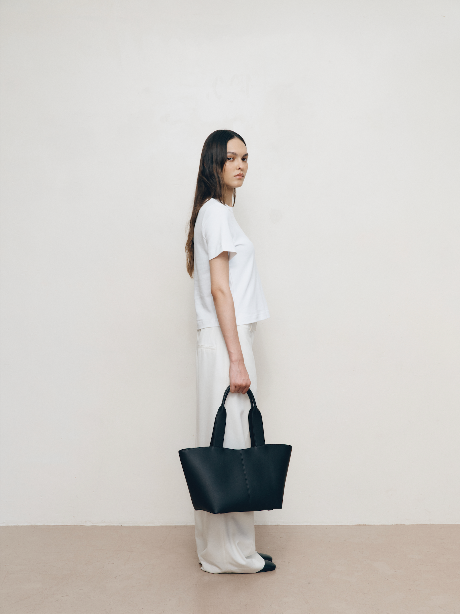 Bleecker Tote Black