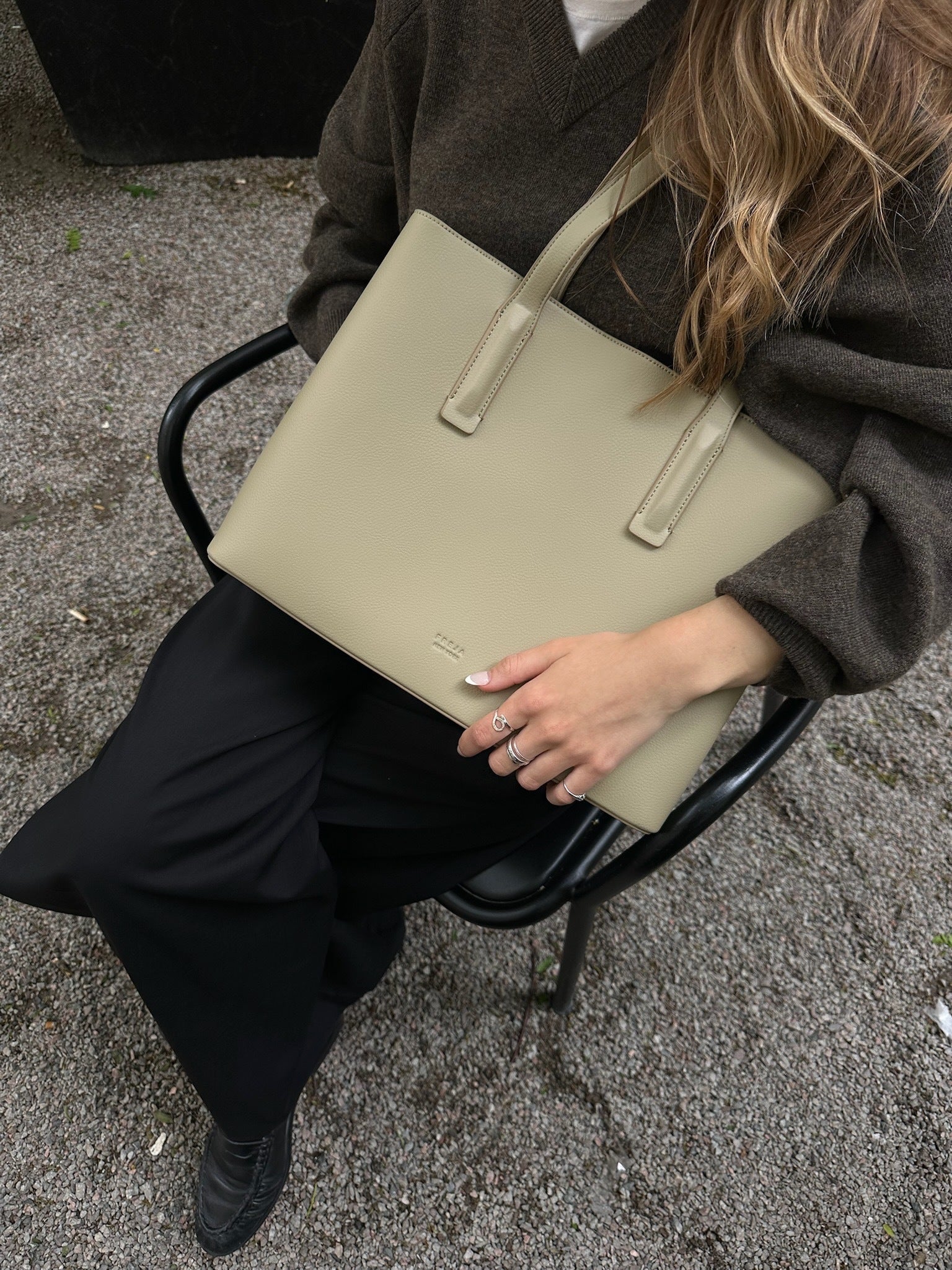 TRAUM.linokekena□new.335-originalリネンtote Linnea Tote Latte - Luxury Vegan Work Tote
