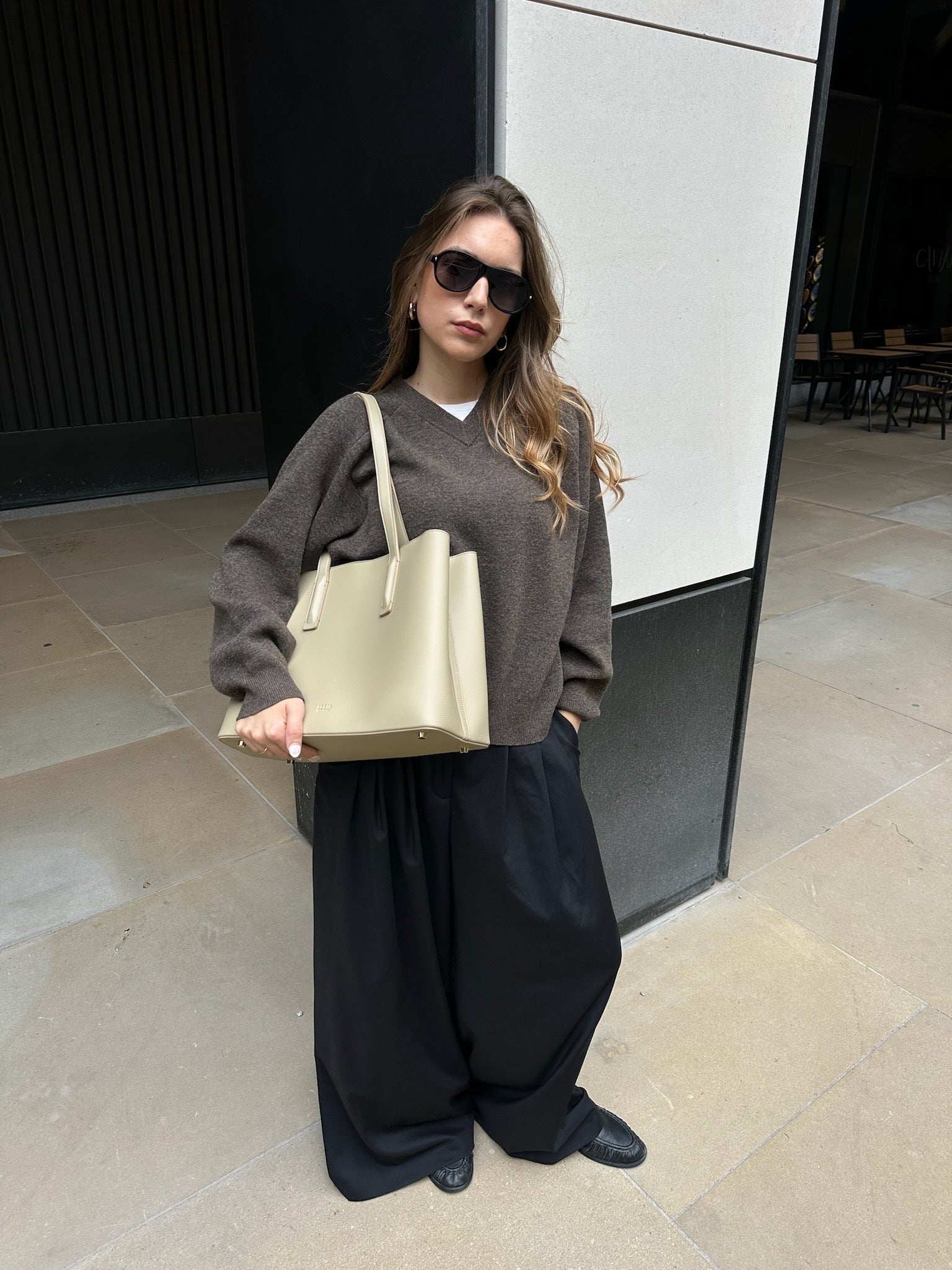 TRAUM.linokekena□new.335-originalリネンtote Linnea Tote Latte - Luxury Vegan Work Tote