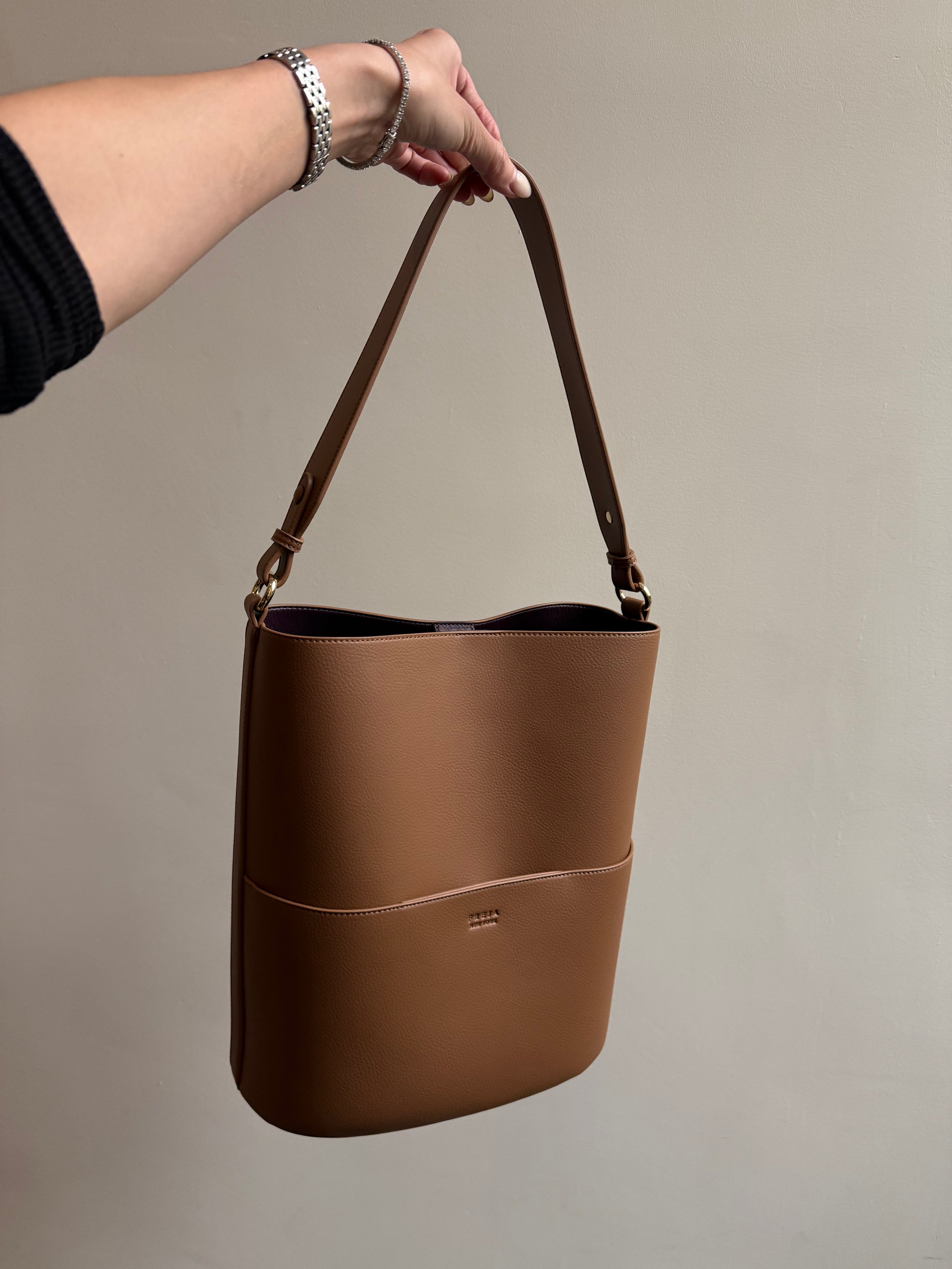 Tall Tote Chestnut - Archive