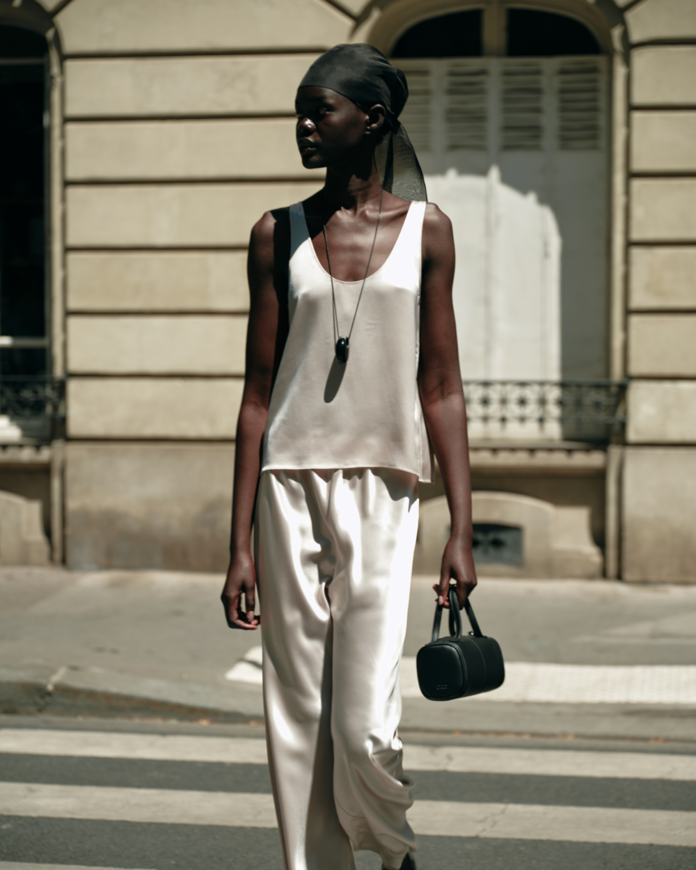 Jane bag in black - Paris campaign shoot 