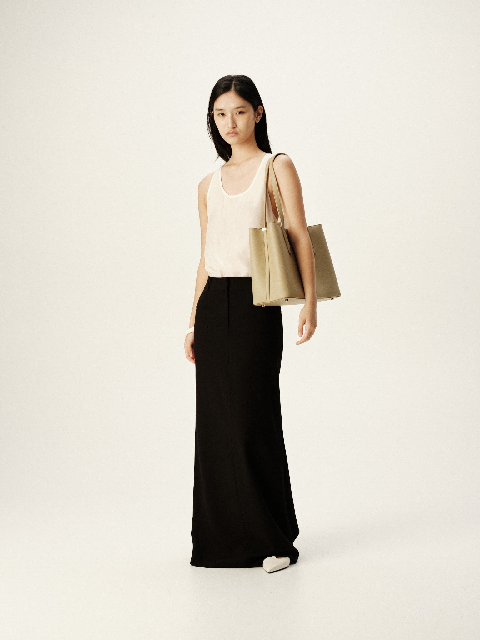 Linnea Tote Latte - Luxury Vegan Work Tote