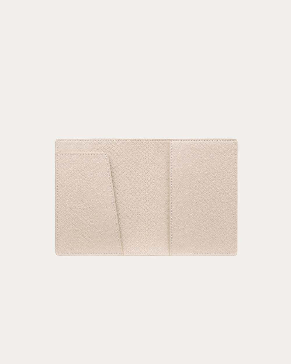 Passport Cover Oat Croc