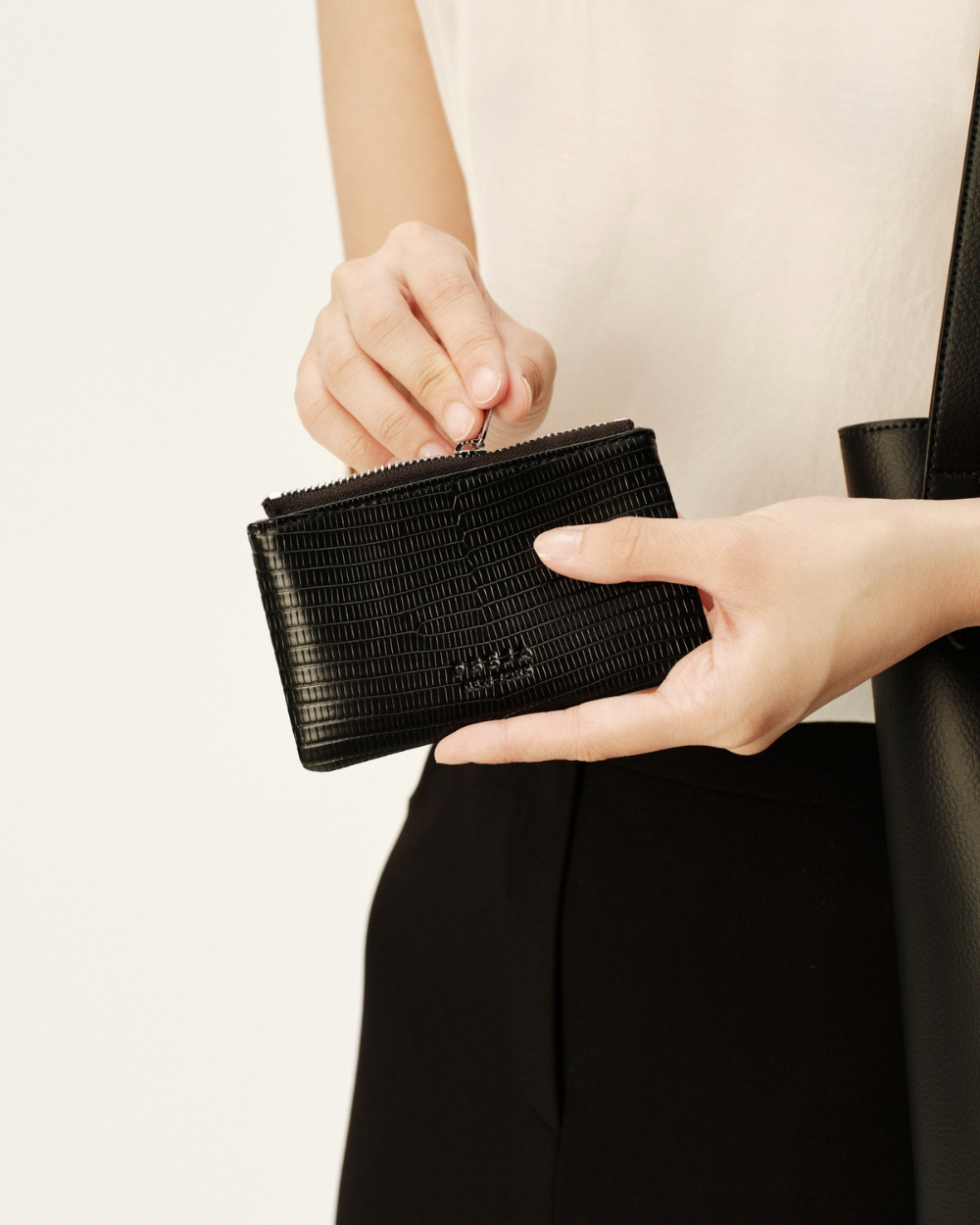 Zip Pouch 5 Black Lizard