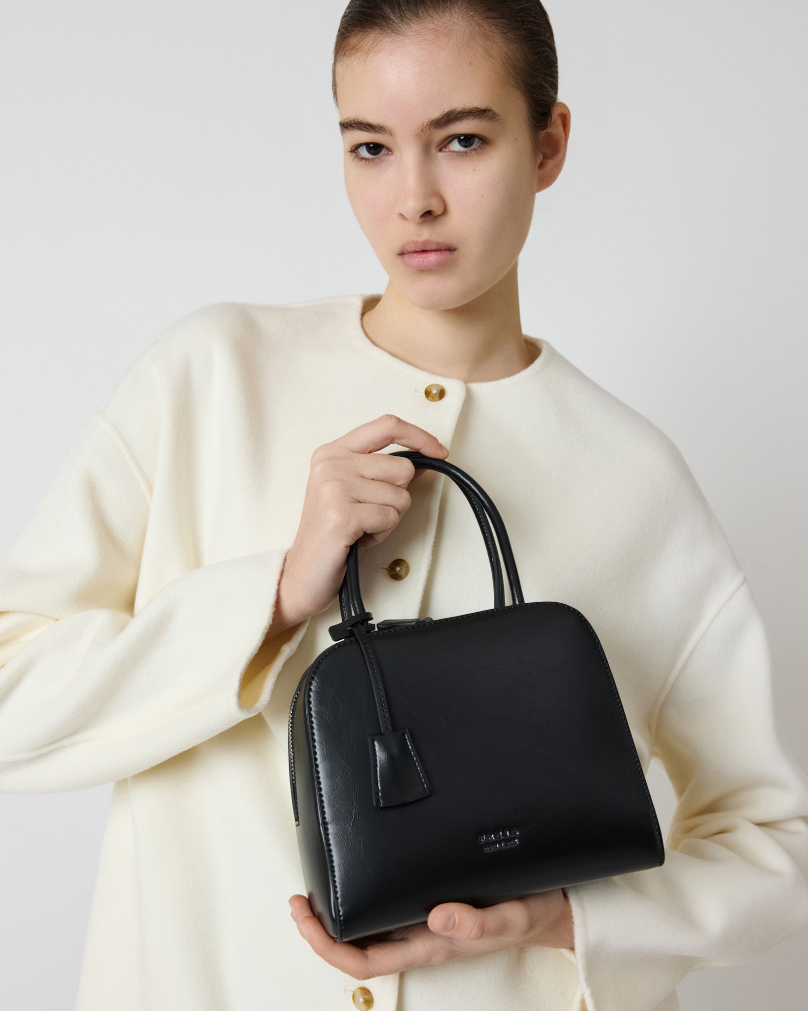 Miro Bag Black Gloss