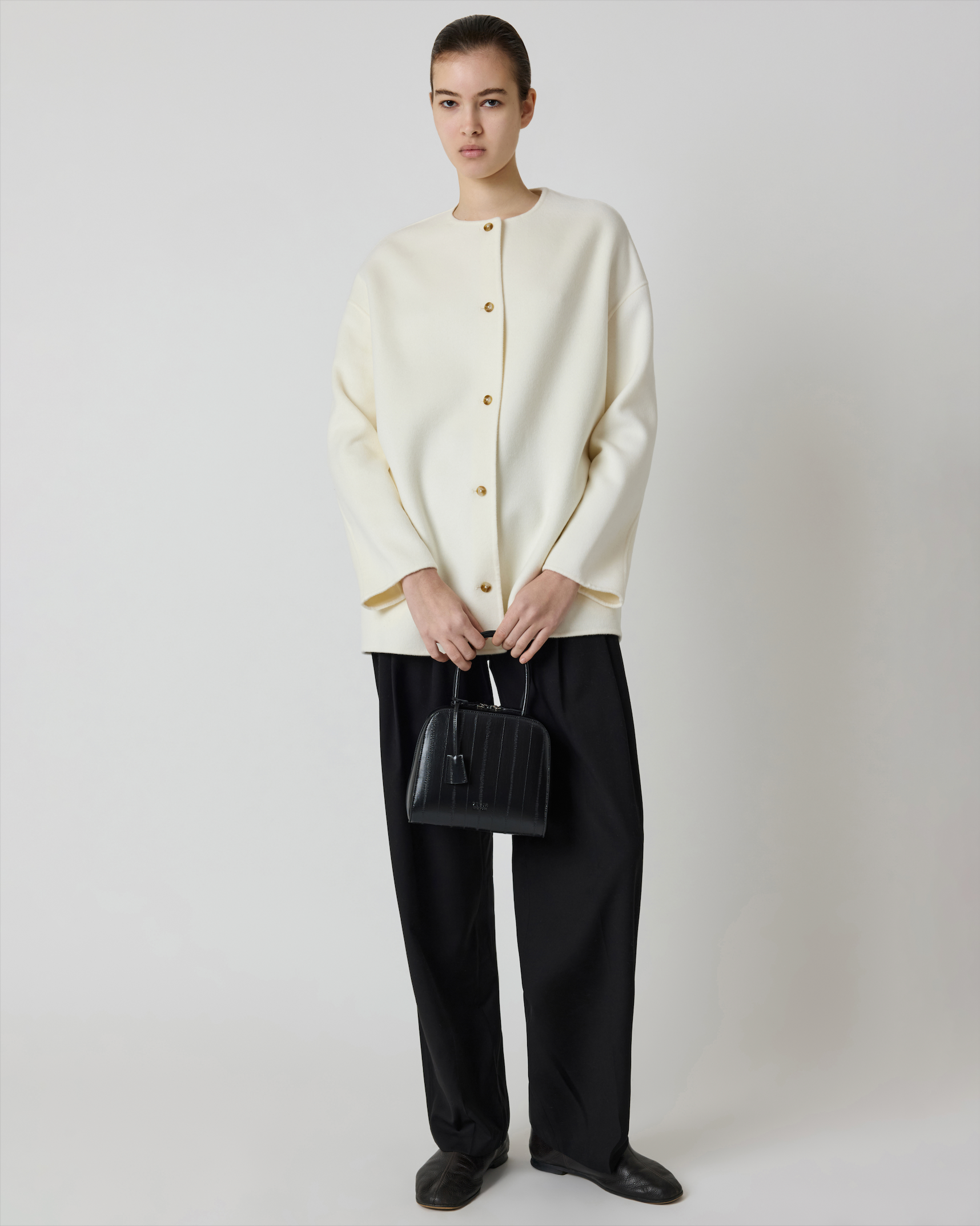 Miro Bag Black Eel