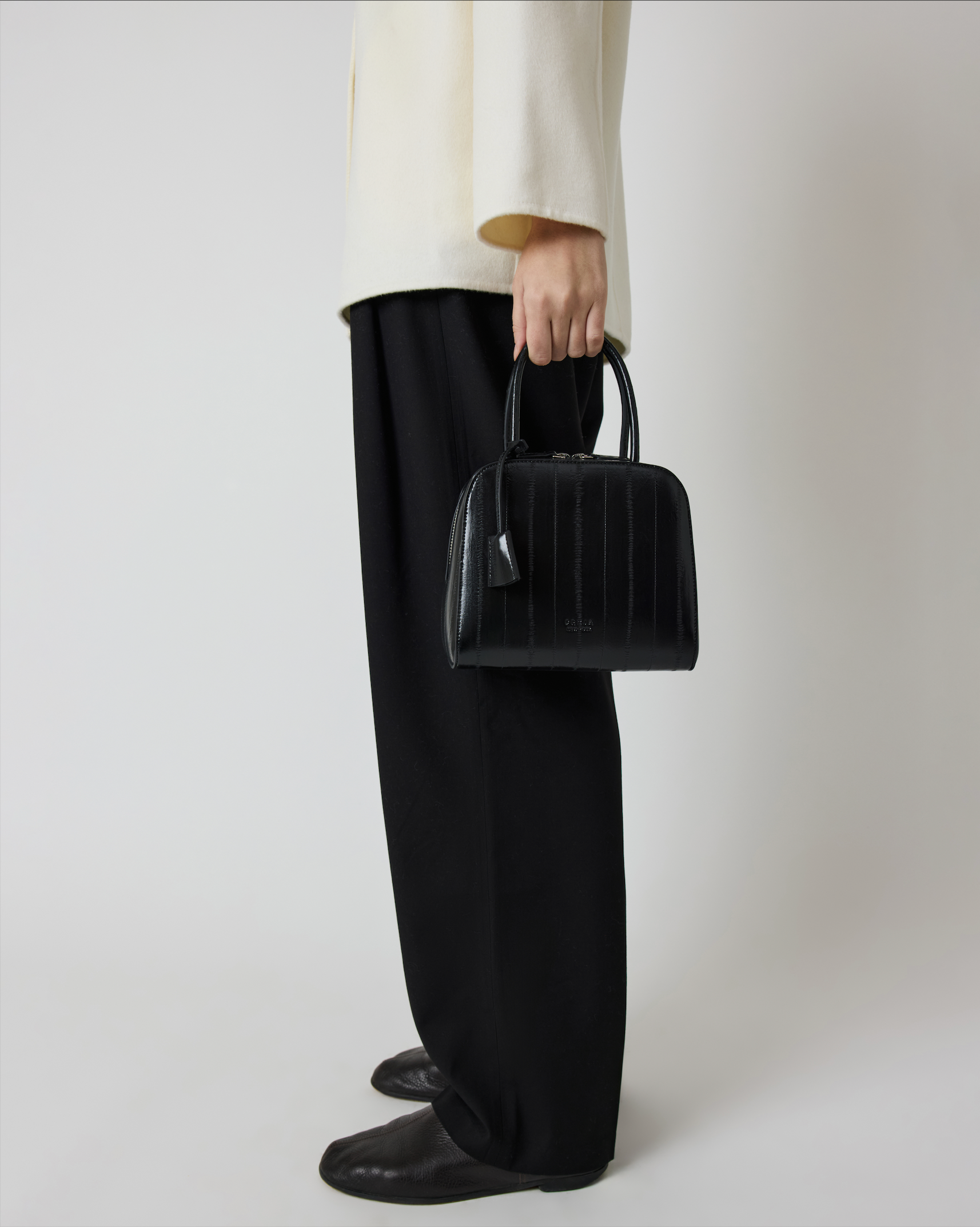 Miro Bag Black Eel