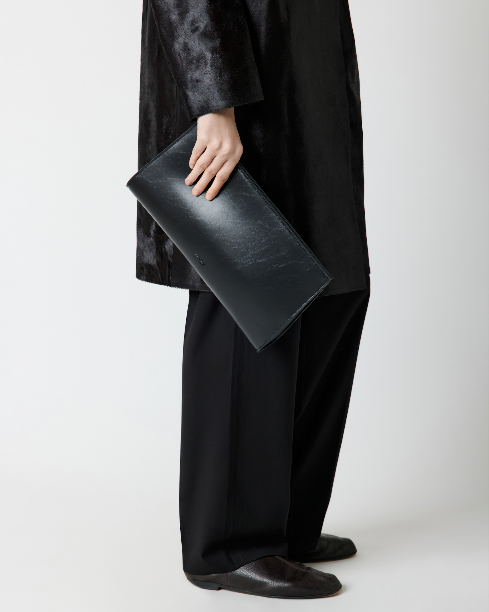 Slim Clutch Black Gloss