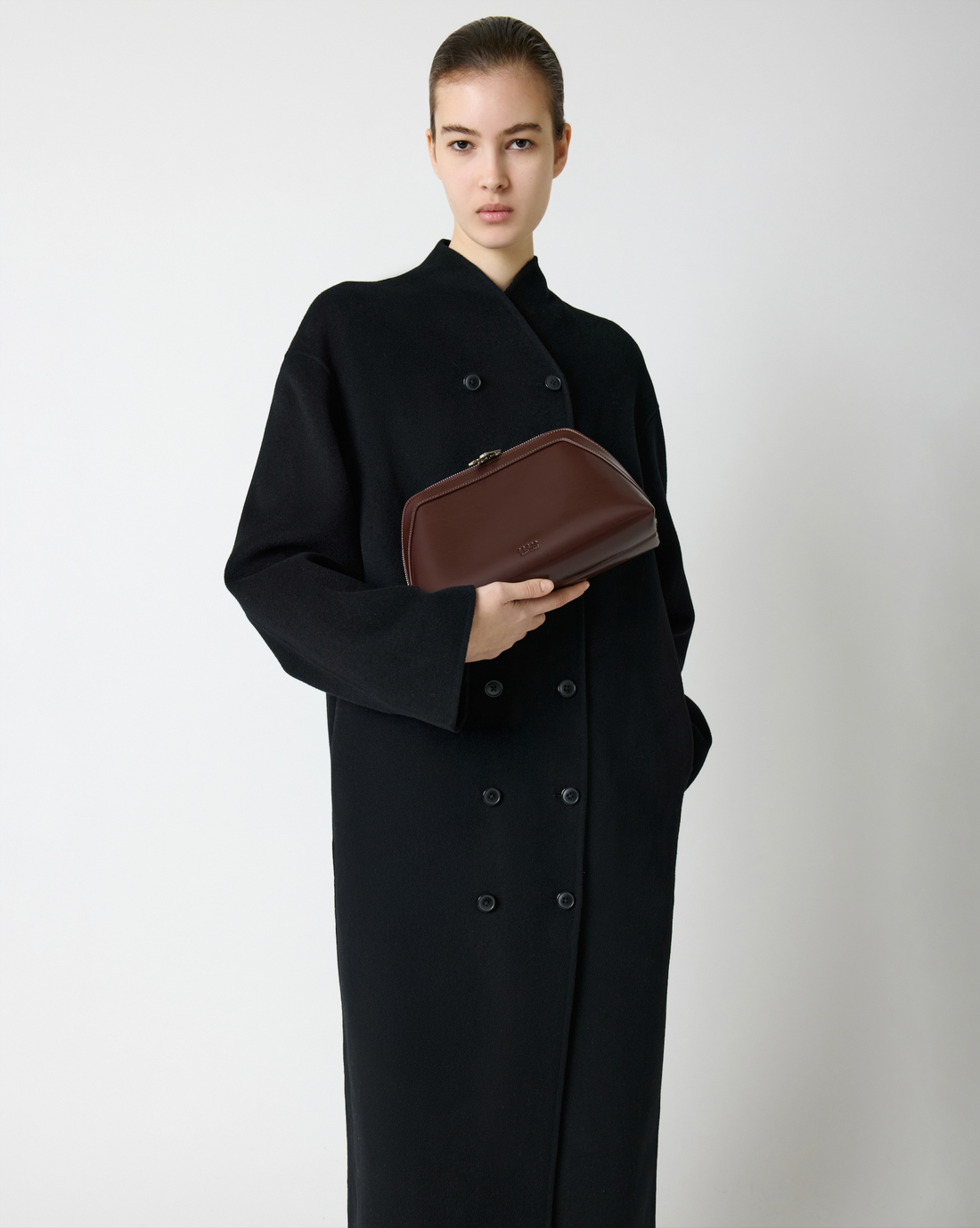 Travel Pouch 12 Raisin Gloss